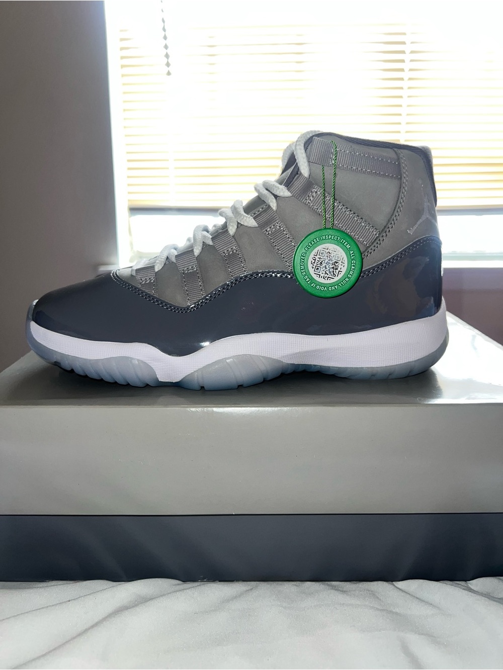 *Brand New* Jordan Air Cool Grey 2021 Jordan 11 Retro - Men’s size US 7